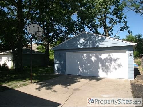 2nd image of 6064 Robert Dr