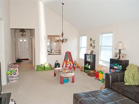4th image of 100 Rushford Hollow Dr