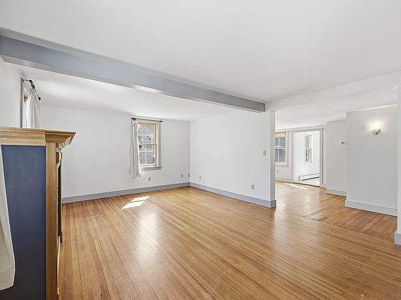 5th image of 67 Milton St