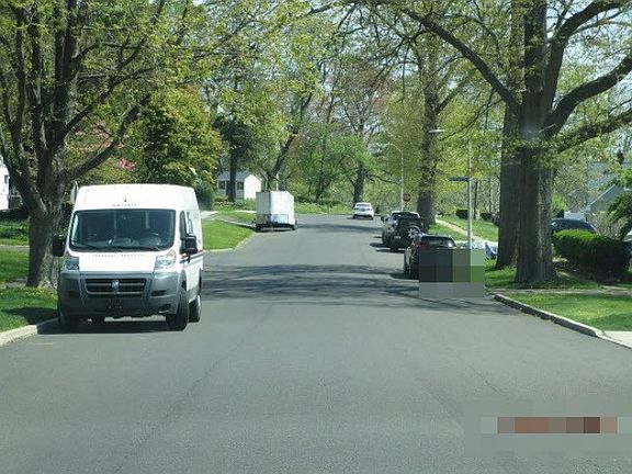 4th image of 46 Holly Dr