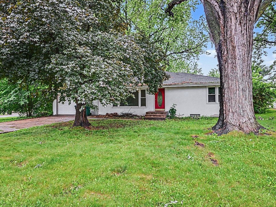 1st image of 1708 Lydia Ave W