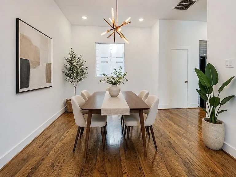1515 Crockett St — Photo 5