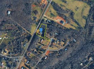 221 Friar Tuck Trl N, Murrayville, GA 30564