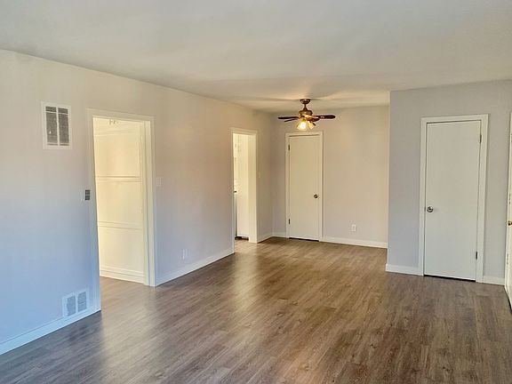 4th image of 4116 Somerset Dr #18-1