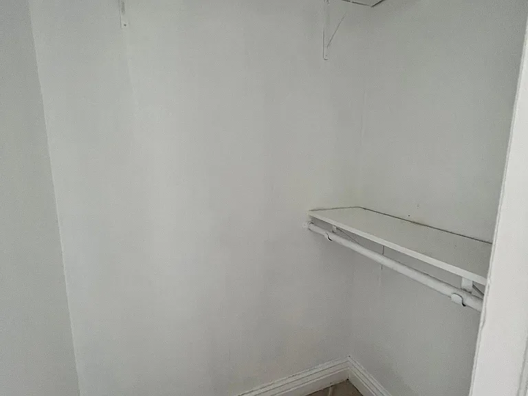161 SE 5th Ave #3 — Photo 18
