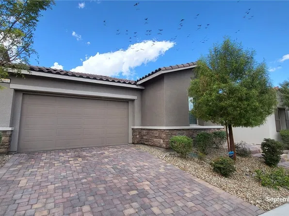 8861 Highland Skye Dr, Las Vegas, NV 89166