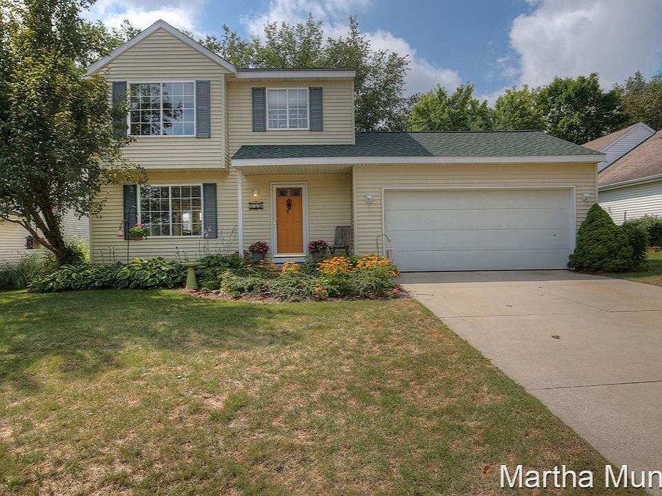 1st image of 210 Rollingwood Dr