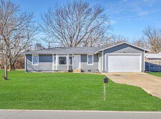 916 S 12th St, Collinsville, OK 74021