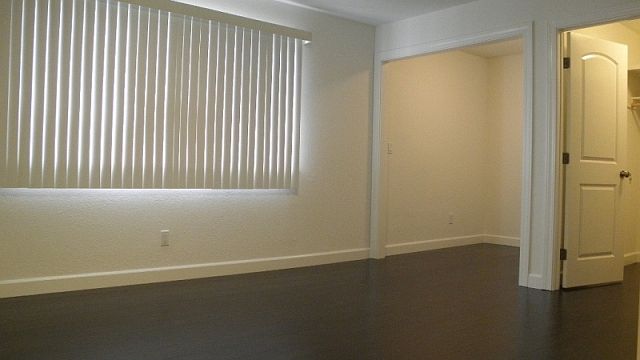 1st image of 141 Atoll Cir