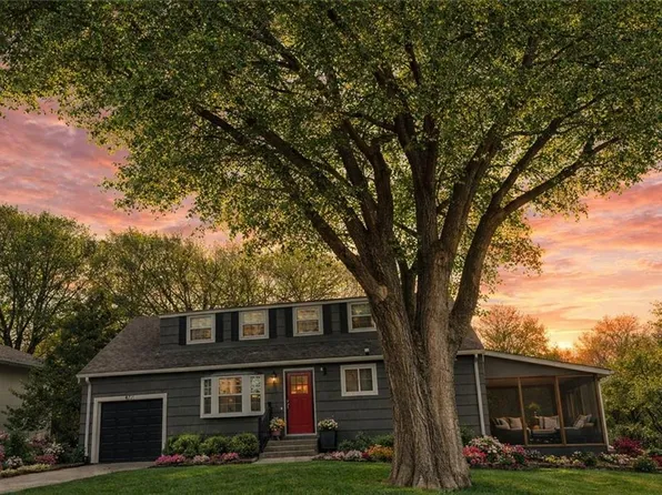 4721 El Monte St, Roeland Park, KS 66205