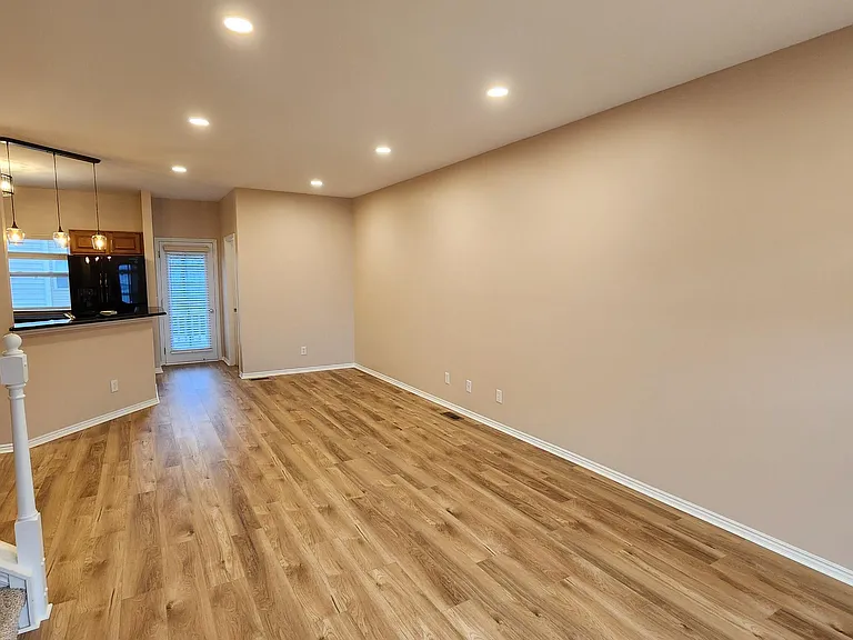 1545 Cass Lake Rd #6 — Photo 3