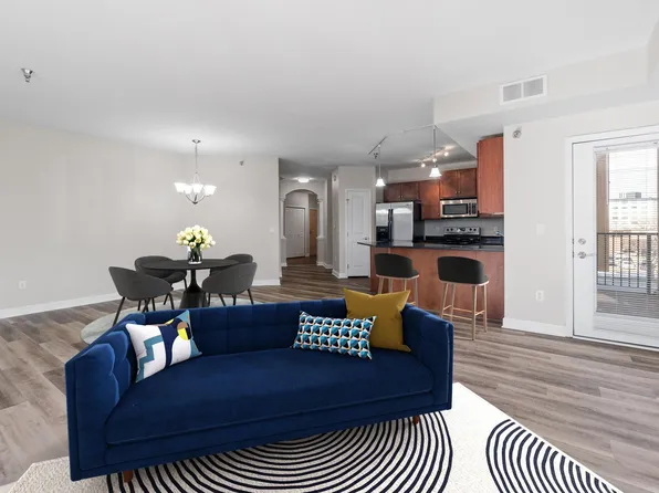 1155 Ford Rd APT 201, Saint Louis Park, MN 55426