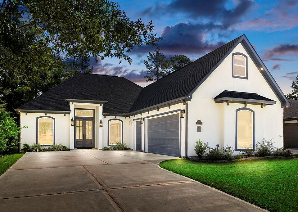 1st image of 103 Wyndemere Drive
