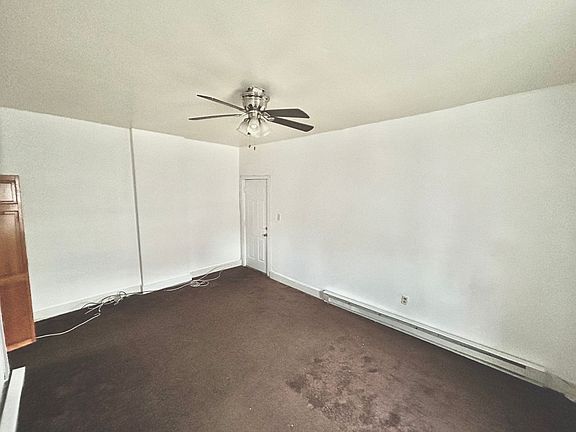 2nd image of 619 N 1st St APT 2