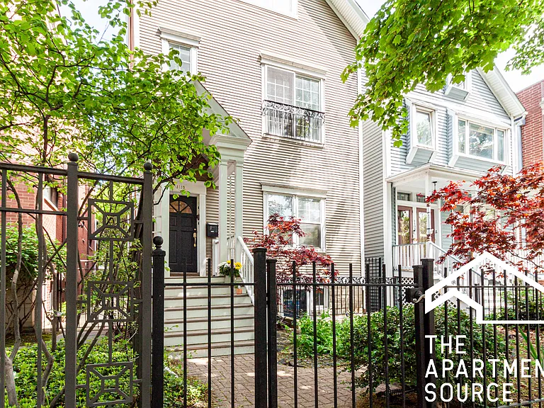 1110 W Wolfram St #B1 — Photo 10