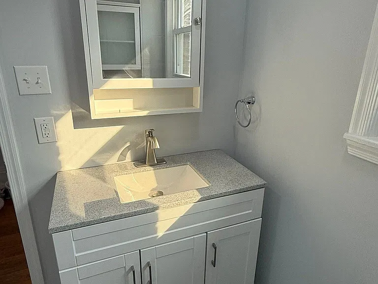 115 Wood St #2 — Photo 9