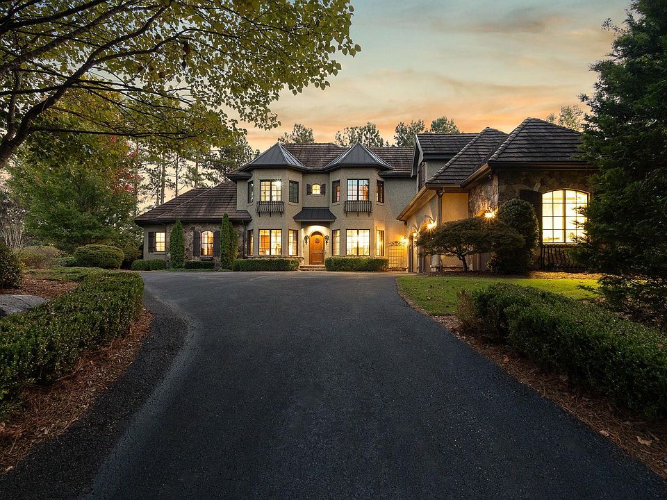 1st image of 124 Golden Bear Dr