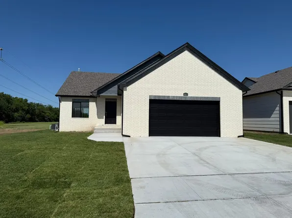 5821 N Newport St, Wichita, KS 67219