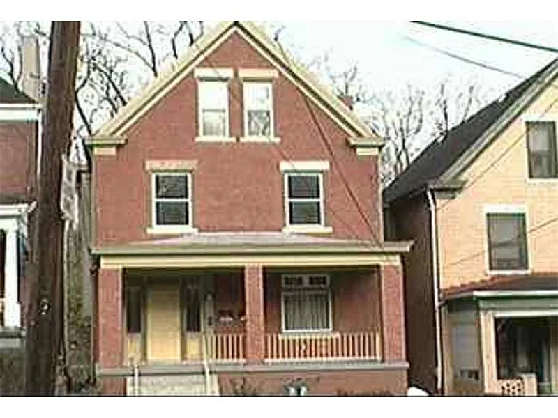 5407 Black St photo 1