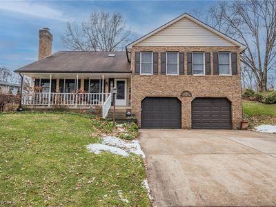 7621 Ravine Dr NW, North Canton, OH, 44720