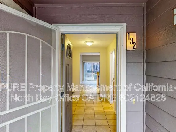 132 Treadway Ct, Cloverdale, CA 95425