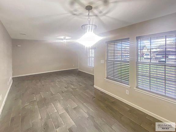 3rd image of 9265 Los Olmos Dr