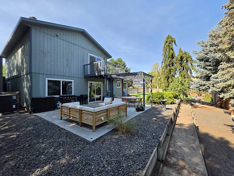 265 Joshua Rd — Photo 34