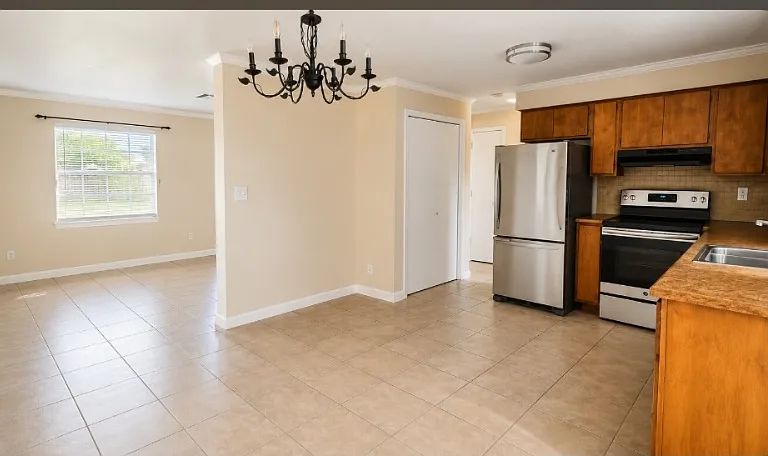 31259 Fernway St — Photo 3