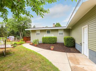 2640 67th St, South Haven, MI 49090