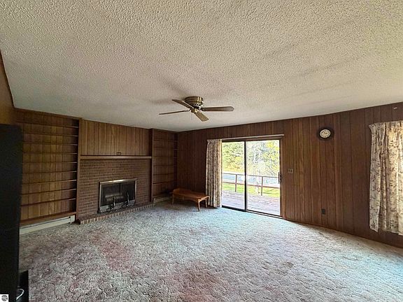 3rd image of 6671 Ingersoll Rd SW