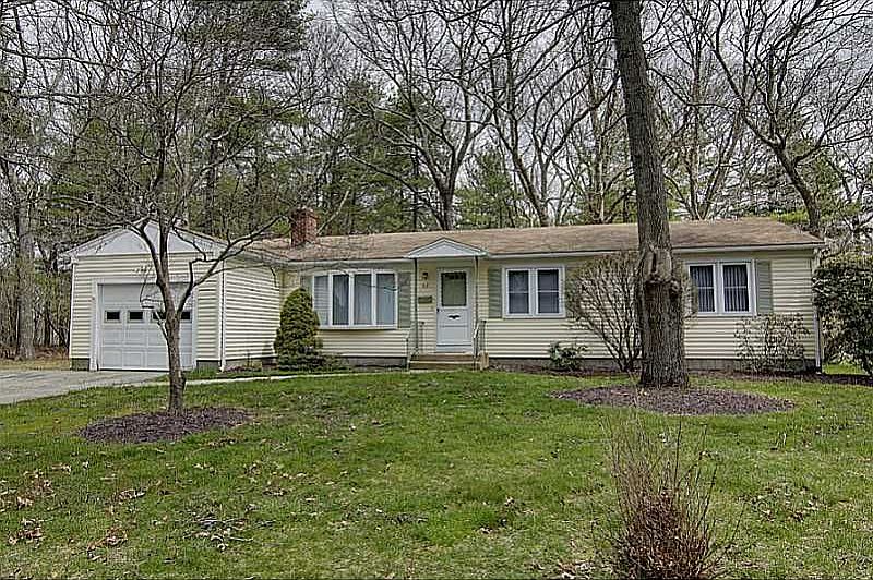 2nd image of 57 Lynn Dr