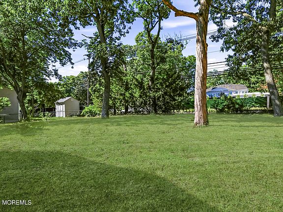 5th image of 4 Cathedral Drive