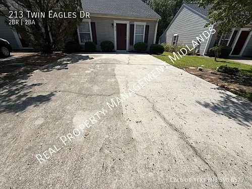 213 Twin Eagles Dr Photo 1