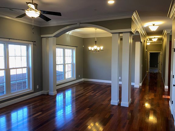 5th image of 848 Pennsylvania Ave #2