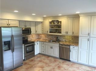 1101 Kumukumu St APT C, Honolulu, HI 96825