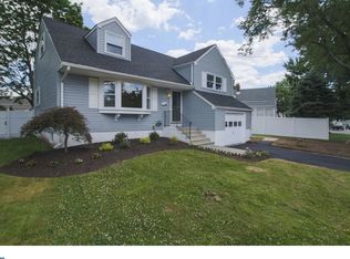 15 Miry Brook Rd, Hamilton, NJ 08690
