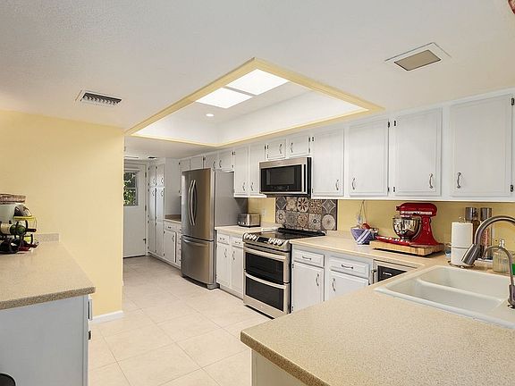4th image of 4525 N 66th St Unit 109