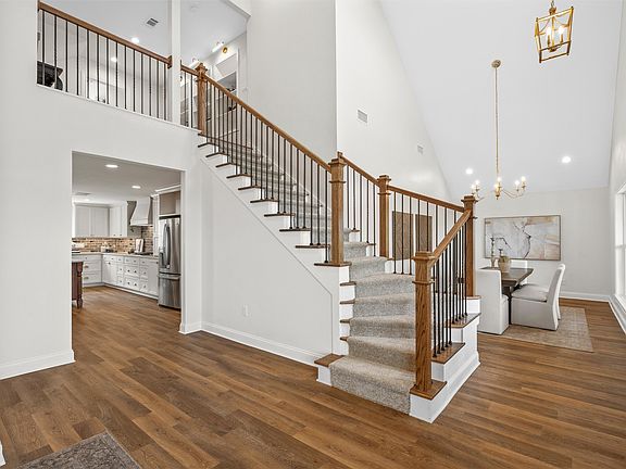 5th image of 310 Rabbit Hl