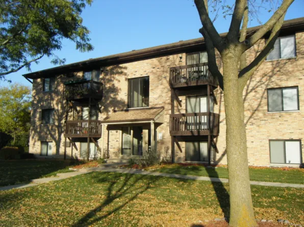 Brookside Drive, 543 Brookside Dr APT L, Westmont, IL 60559