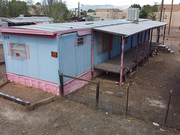 2nd image of 257 S Lawson Lane
