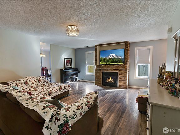 5th image of 12917 159th Street E