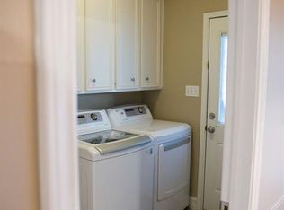 8 Queens Ct, Conroe, TX 77304