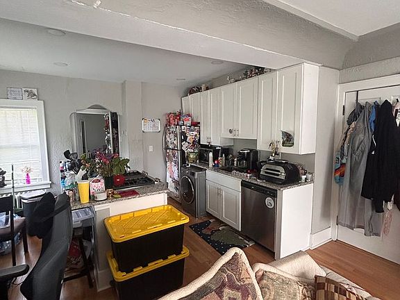 2nd image of 1922 N Palmer St APT 1