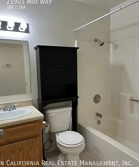21901 Mid Way — Photo 20
