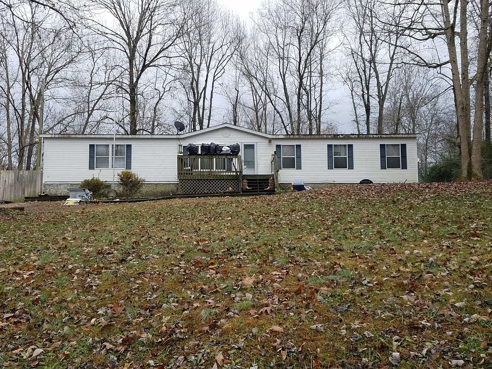 1st image of 213 Maple Dr