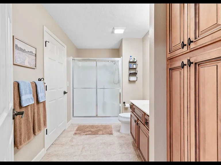 250 Lakewood Dr #5205 — Photo 17