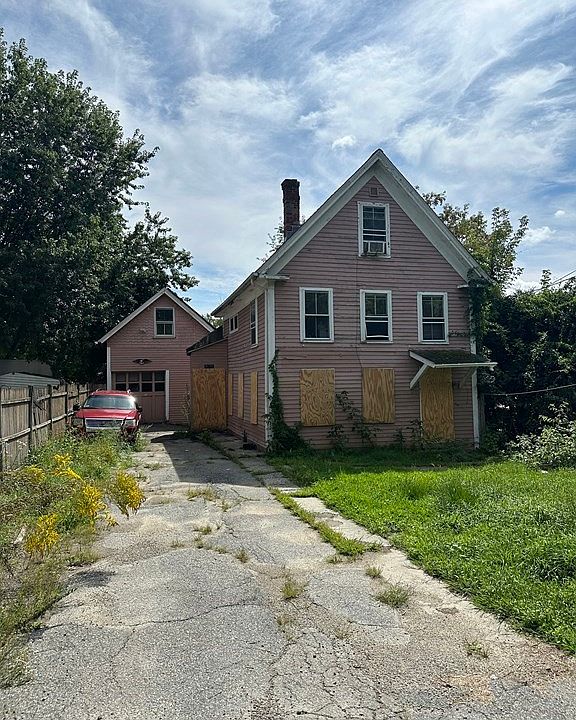 2nd image of 65 Lyman St