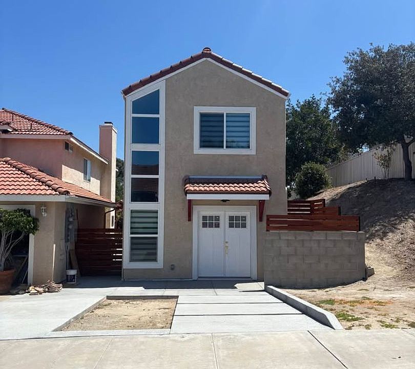 1st image of 1047 Shepherds Knoll Pl