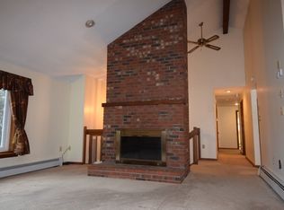 22 Dewey St, Leominster, MA 01453