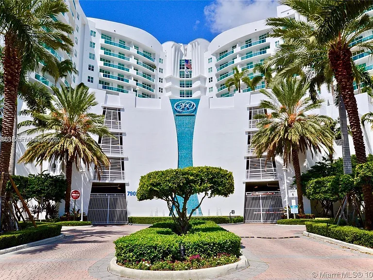 7900 Harbor Island Dr #806 — Photo 32